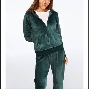 PINK velour full zip🌛